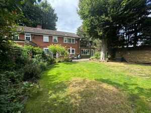 Photo 14- click for photo gallery